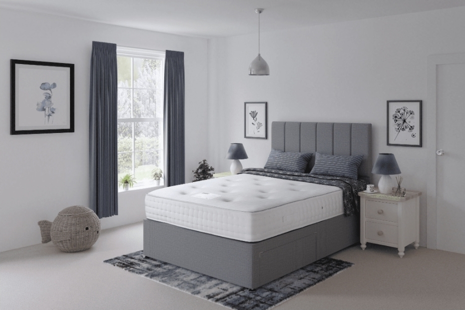 Oak & Aura's Supreme Memory comfort Double Mattress.
